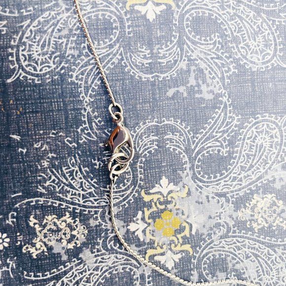 Swarovski Crystal Pendant Necklace - Picture 6 of 7